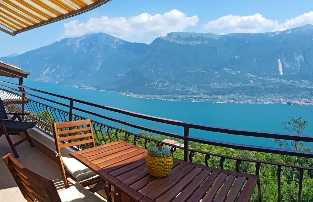 Casa Nonno Sergio Lake View By Gardadomusmea Tremosine Exterior foto